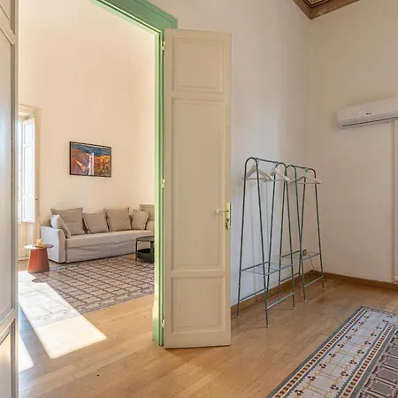 Carlo With Terrace By Wonderful Italy Appartamento *